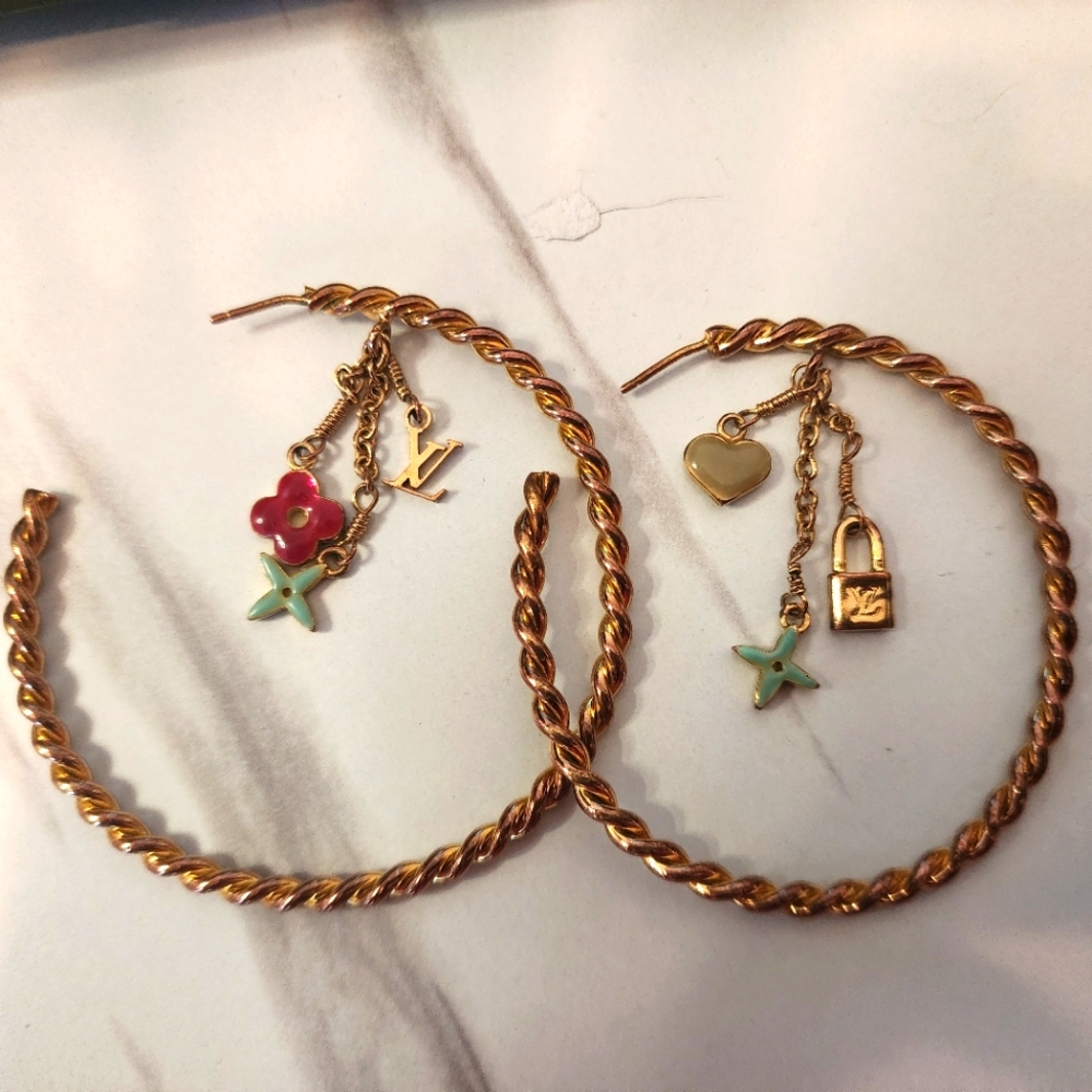 LV Charm Hoop Earrings - AS IS✨ w Box & unbranded dust bag